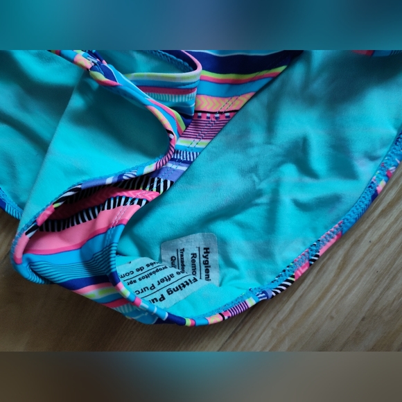 Summer Sale 🌼 l never worn but washed and removed tag. Has crotch sticker - Picture 8 of 9